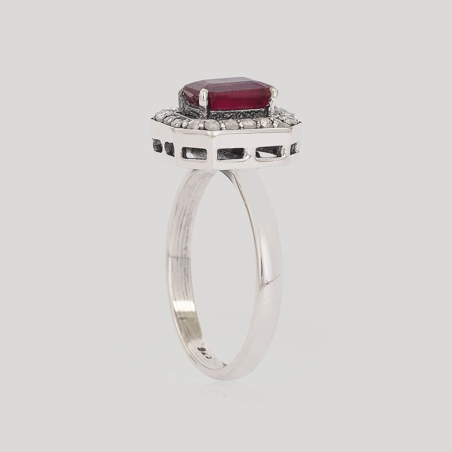 ROOP RUBY RING