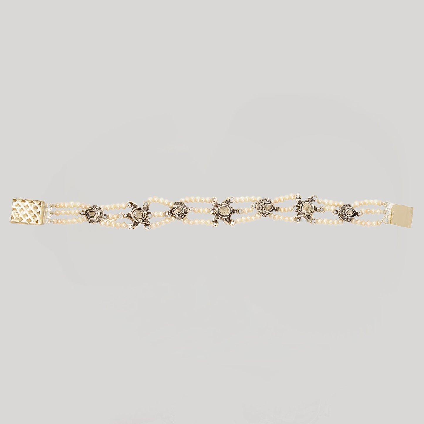 SARASWATI PEARL BRACELET