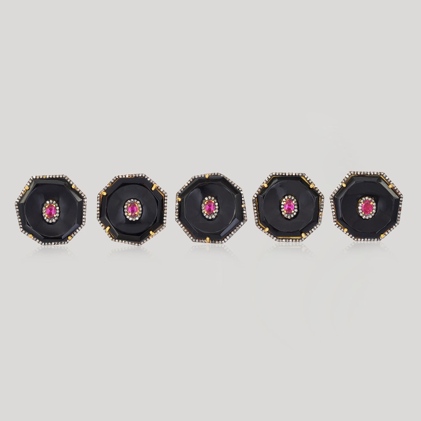 MAAN ONYX RUBY BUTTONS