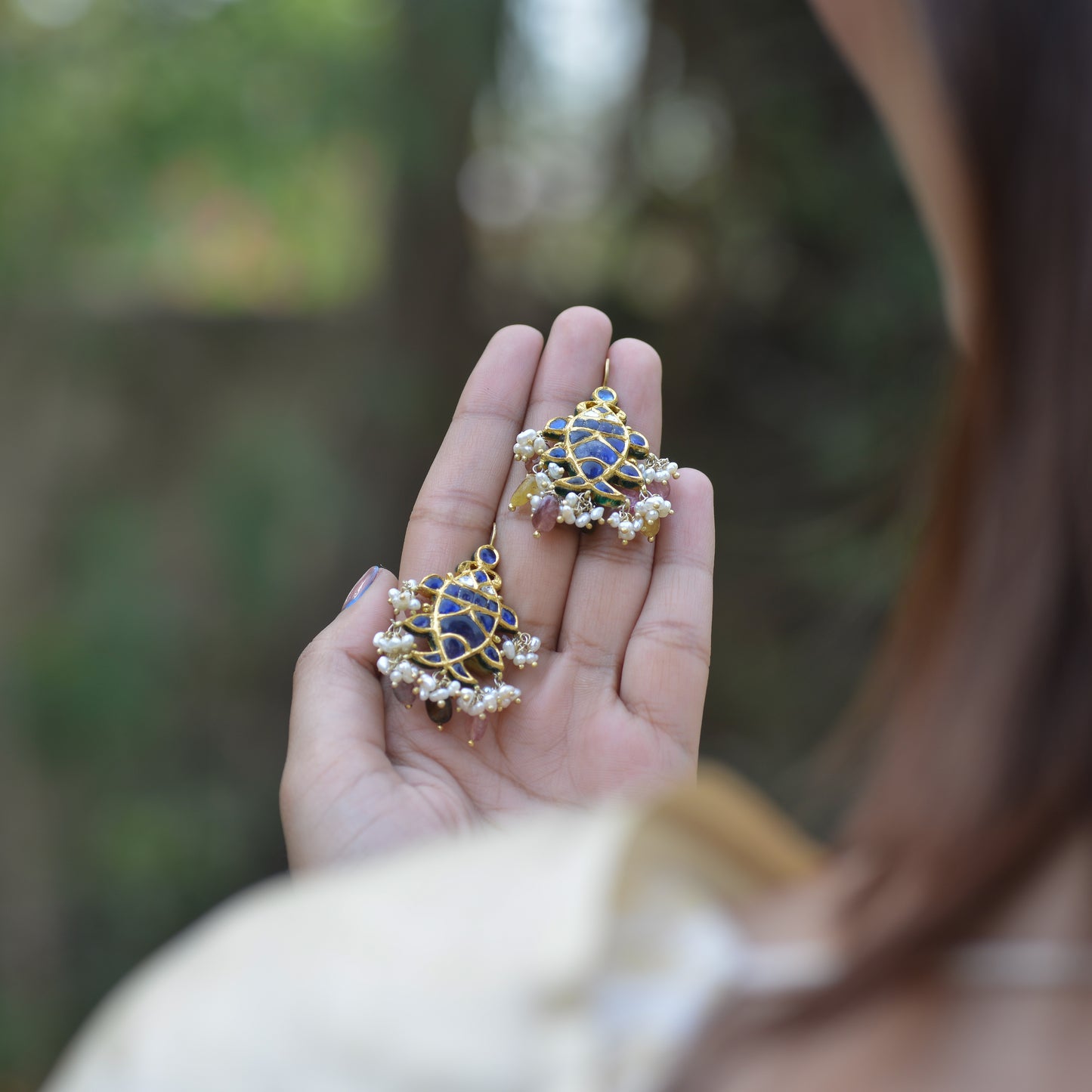 NILA MACHHLI EARRINGS