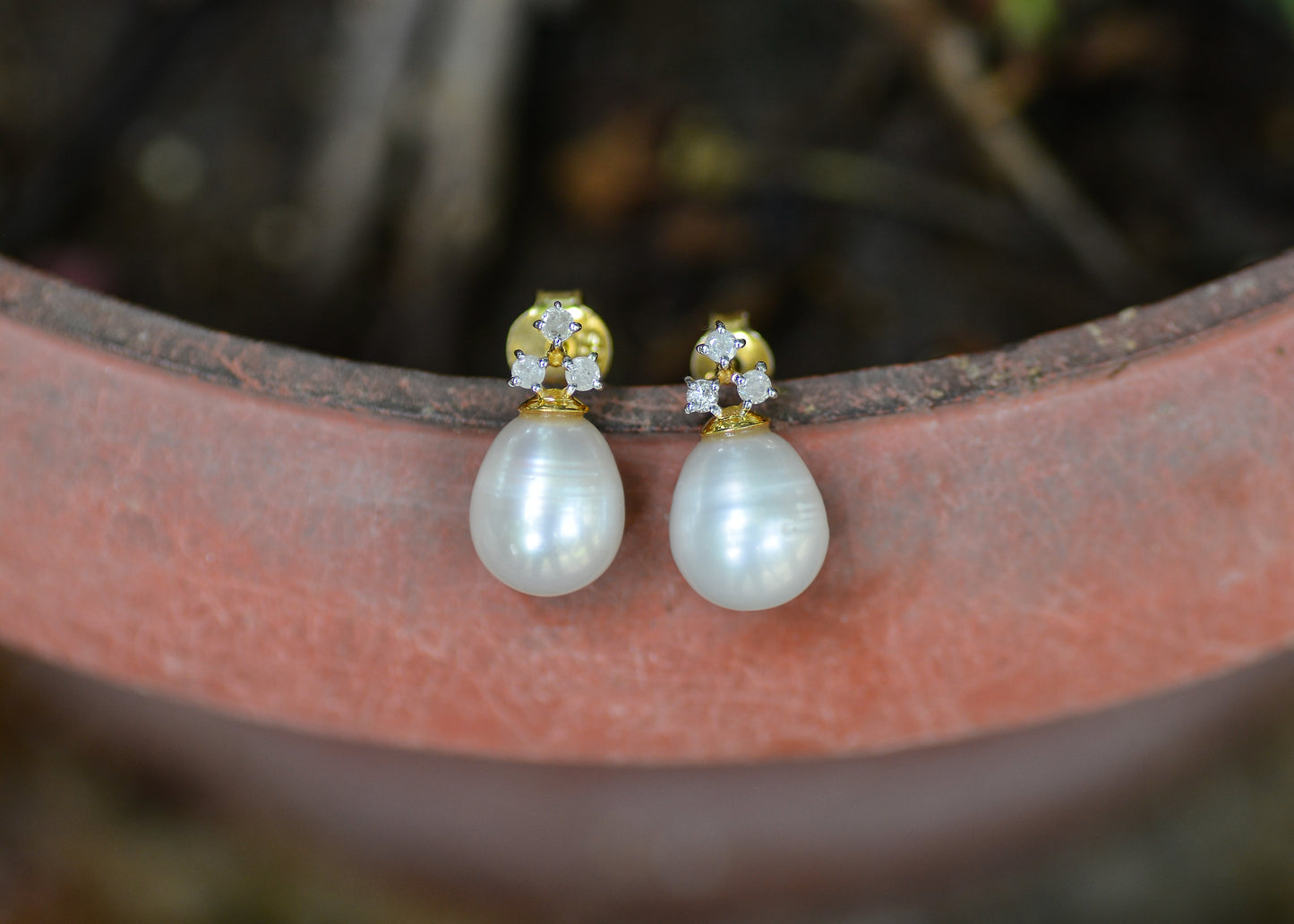 MITRA BAROQUE PEARL EARRINGS