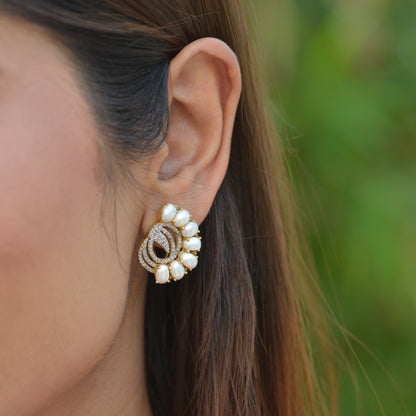 SHANKH PEARL EARRINGS