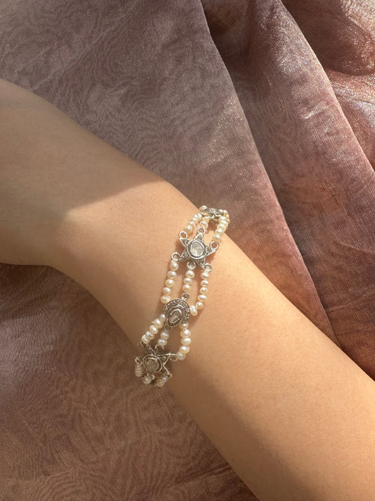 SARASWATI PEARL BRACELET